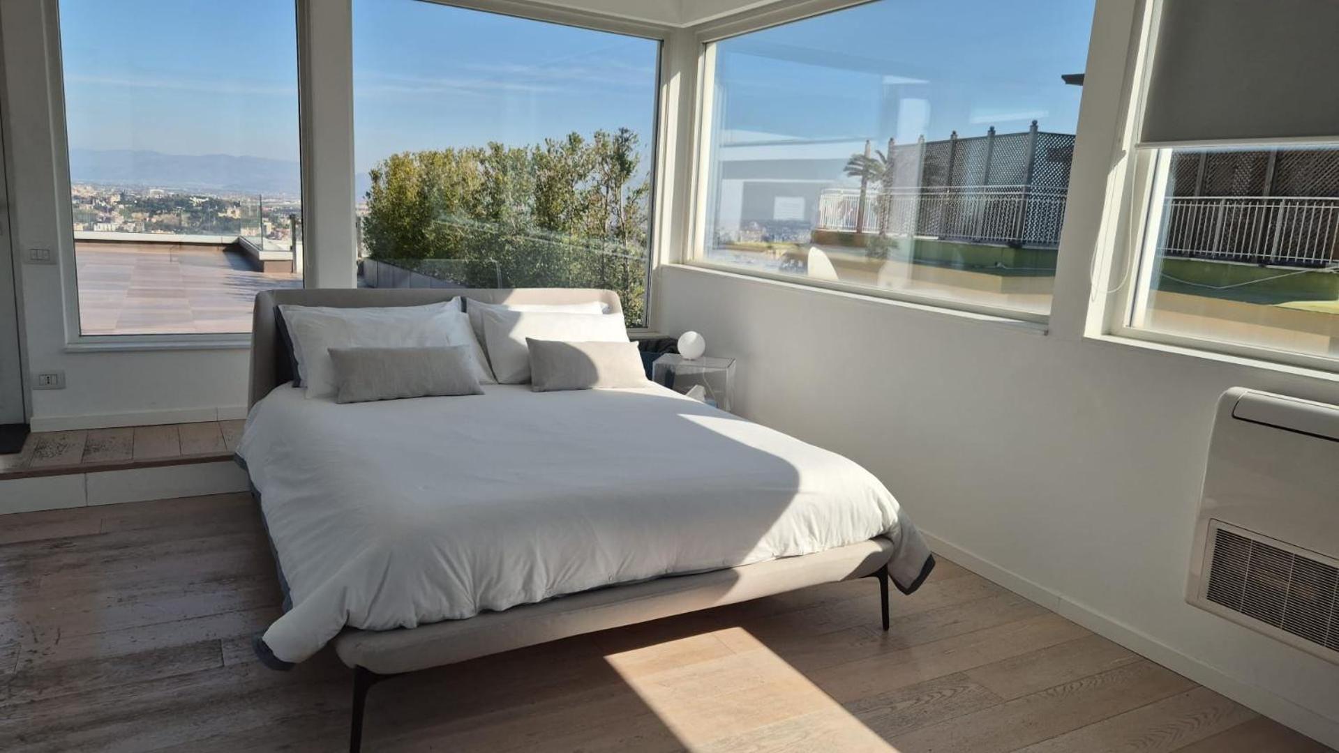 Terrazza Manu - Loft Suspended Over The City-Vomero Neapel Exterior foto