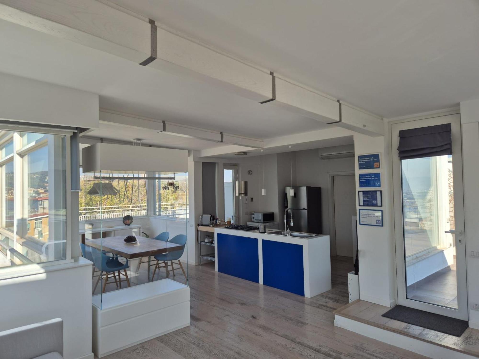 Terrazza Manu - Loft Suspended Over The City-Vomero Neapel Exterior foto