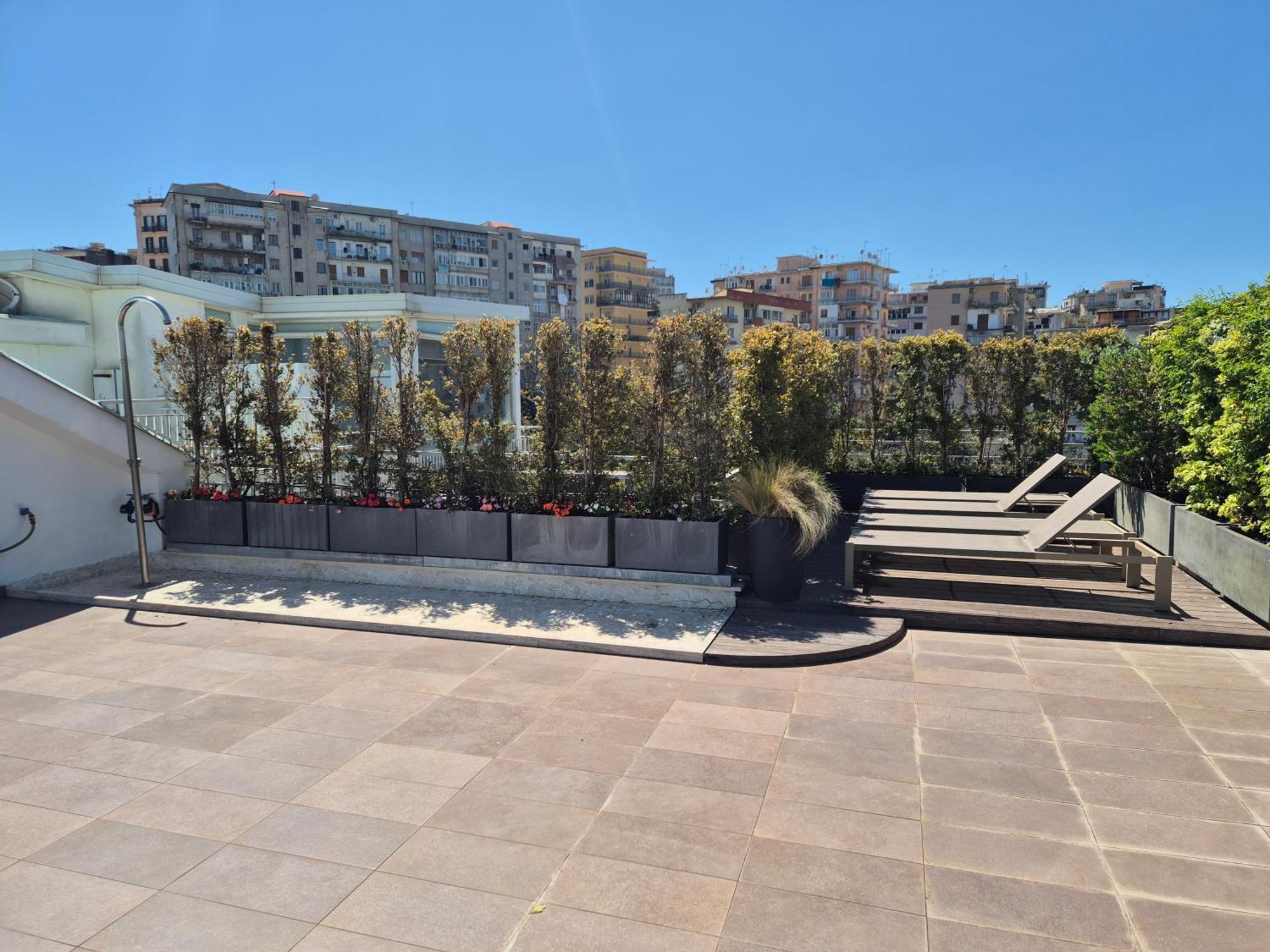 Terrazza Manu - Loft Suspended Over The City-Vomero Neapel Exterior foto