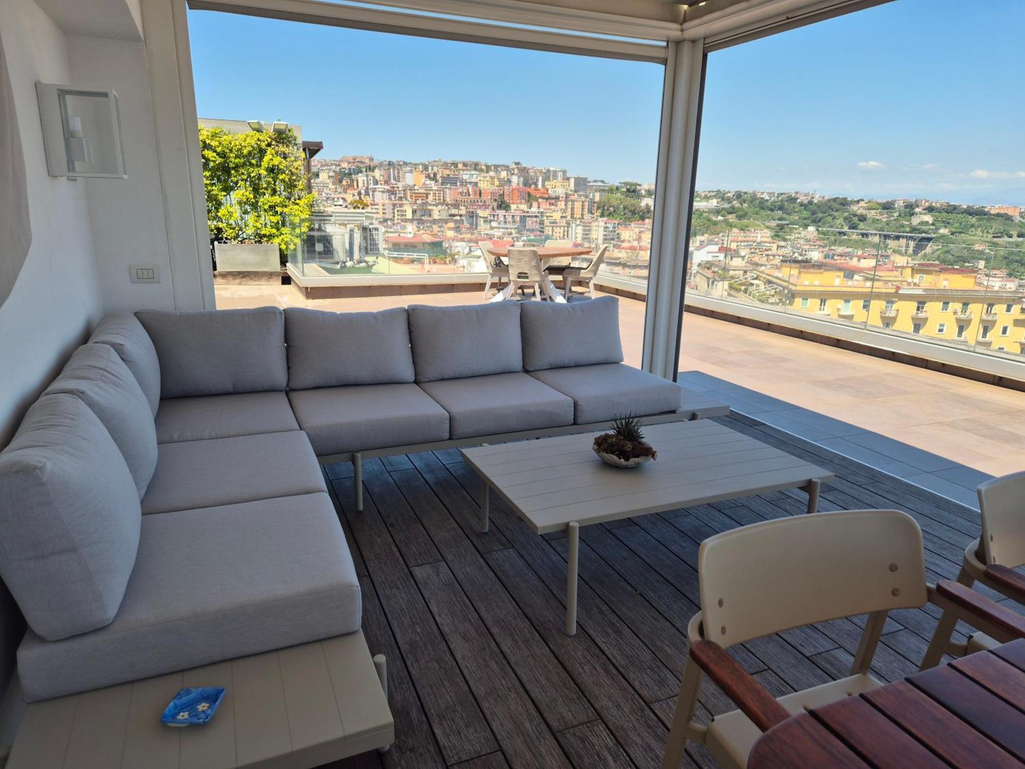 Terrazza Manu - Loft Suspended Over The City-Vomero Neapel Exterior foto